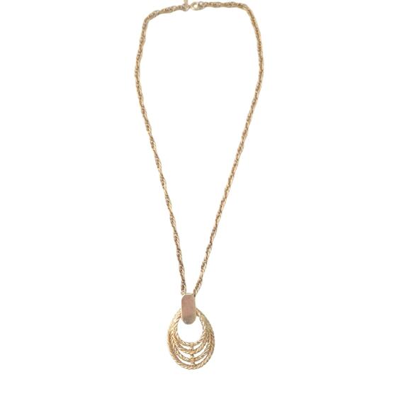 Gold Tone Rope Chain Pendant Necklace 14.5" when folded - Picture 4 of 4